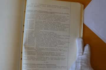 19 december 1954, sida 2